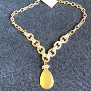 NWT Dune & Willow gold tone and white link pendant necklace